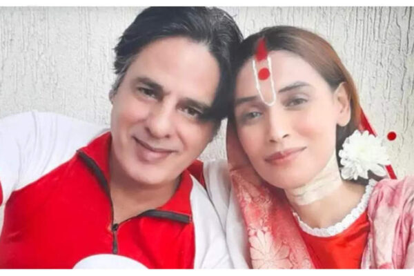 Meet Aashiqui star Rahul Roy's lesser known sibling Priyanka Roy, a former model turned Sadhvi | Hindi Movie News