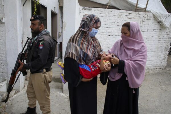 Pakistan begins another vaccination campaign after a worrying surge in polio cases