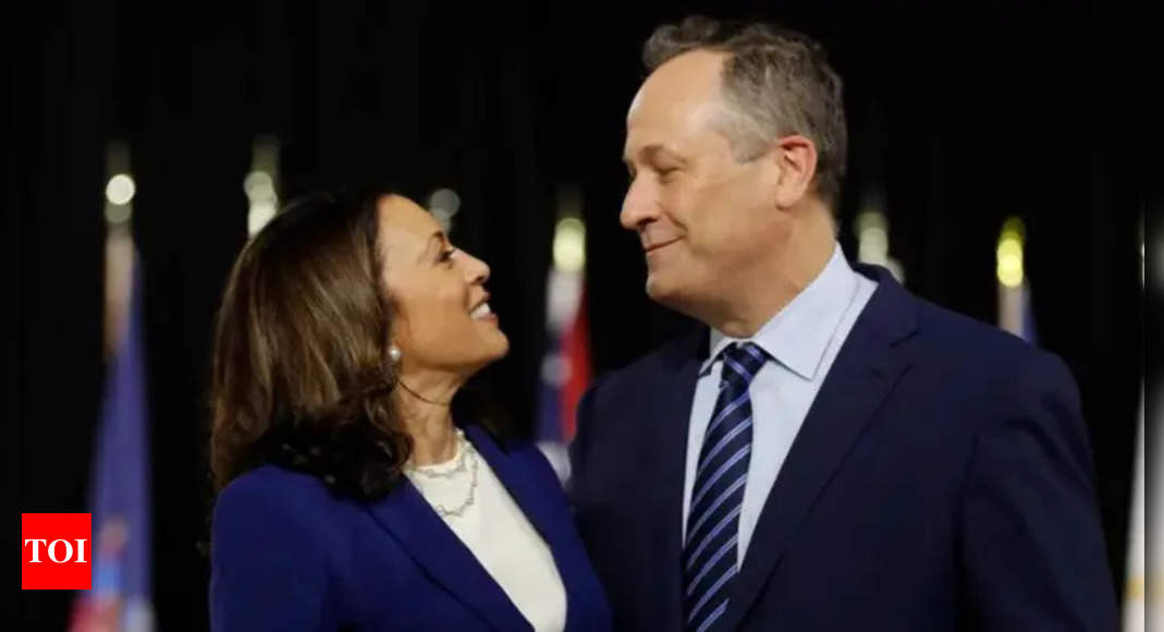 Kamala Harris and Douglas Emhoff's love story: A blind date that changed their lives