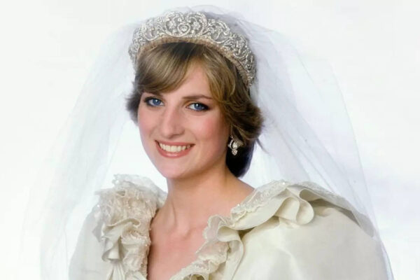 Why late Princess of Wales, Diana refused to wear Queen Elizabeth’s tiara on her wedding day