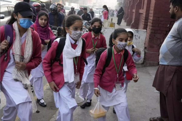 Gurugram schools to remain closed until Nov 25 due to severe AQI, classes to continue online for all grades: Check official notice here