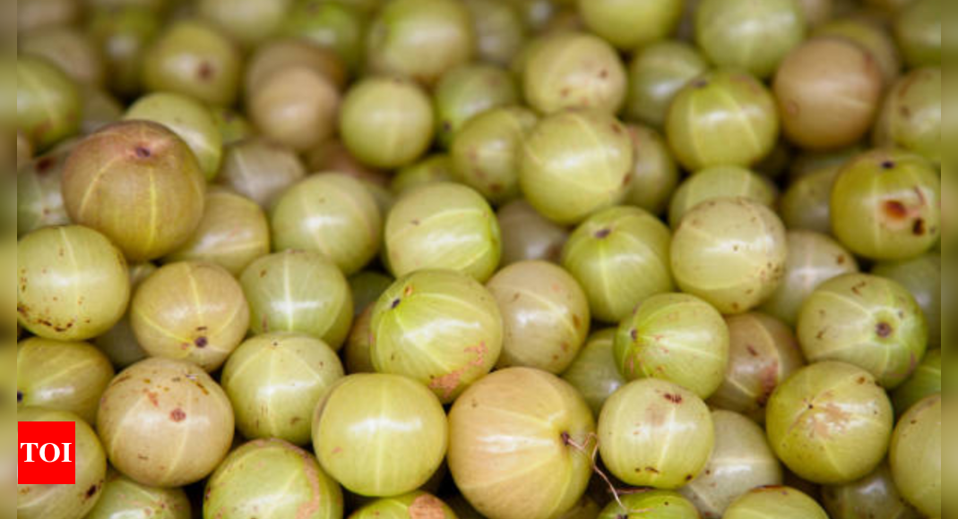 Decoding amla: Nutrients present in Indian gooseberry that makes it a superfood